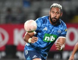 Patrick Tuipulotu reemplaza al suspendido Dalton Papalii como capitán de los Blues ante los Reds